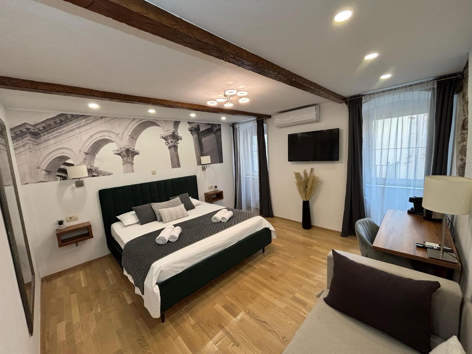 Palace Luxury Room Split Kültér fotó